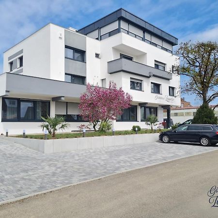 齐柏林公寓 Uhingen 外观 照片